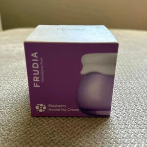 Frudia Blueberry Hydrating face Cream